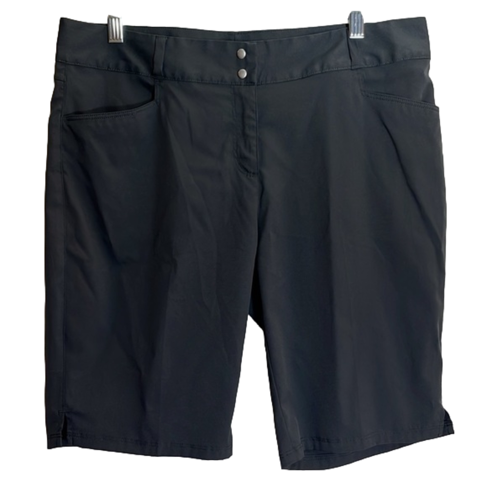 𝅺adidas women’s shorts, size 12, charcoal gray